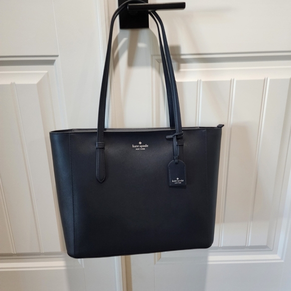 kate spade Handbags - Kate Spade Dark Navy Tote